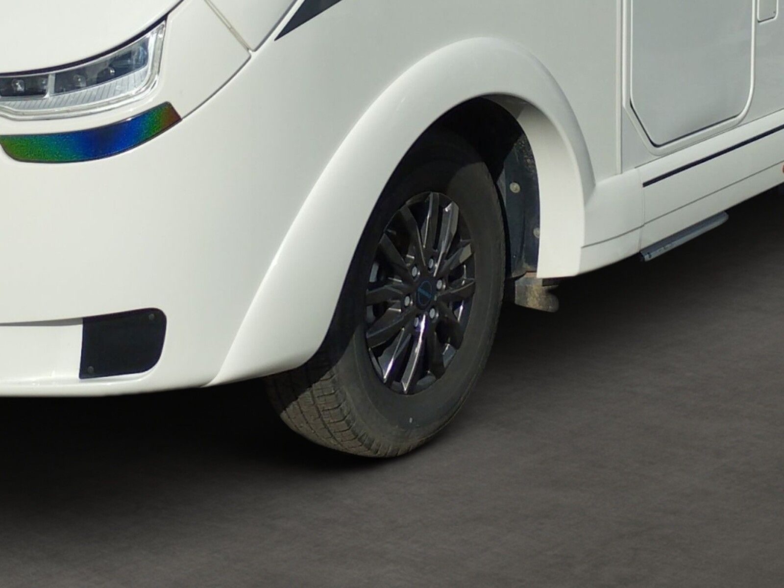 Fahrzeugabbildung Carthago C1-tourer I 143 LE