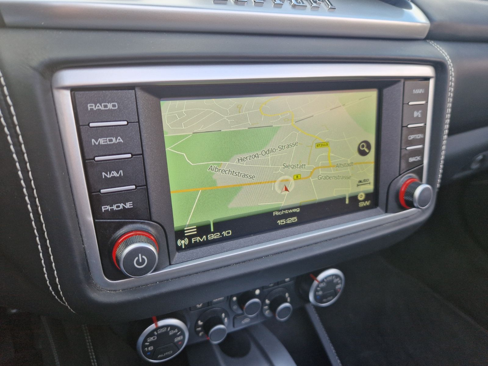 Fahrzeugabbildung Ferrari California T*Handling Speciale*LED*Karbon*TOP