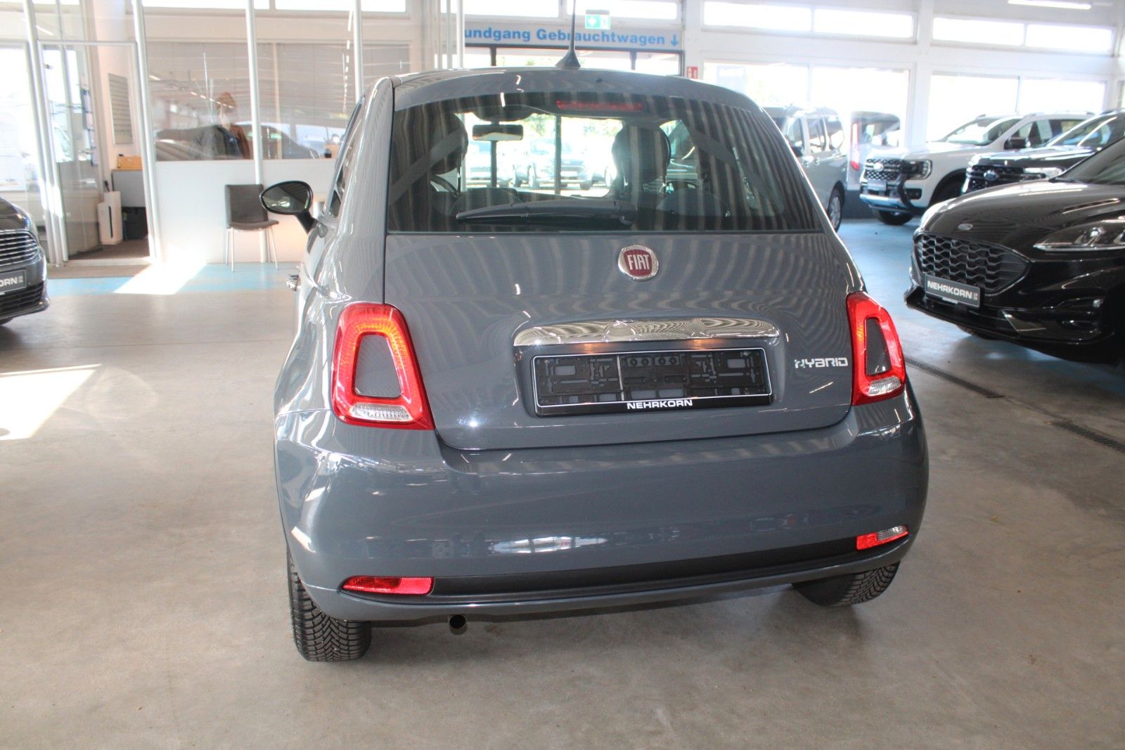 Fahrzeugabbildung Fiat 500 Hybrid CULT KLIMA DAB+ Allwetterreifen Tempo