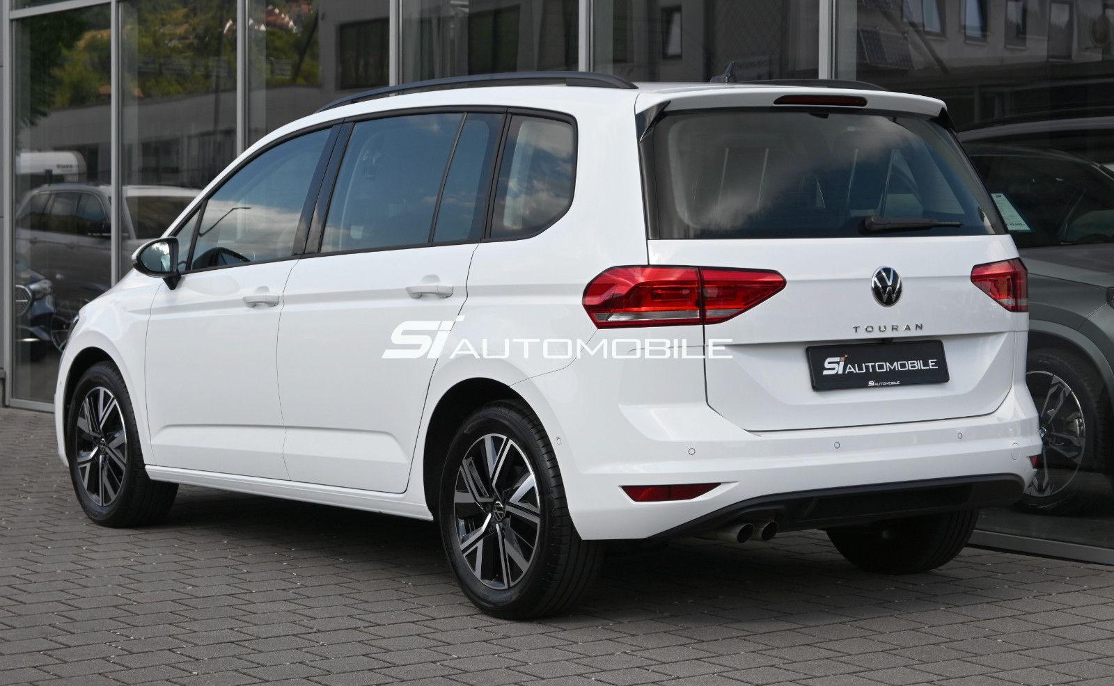 Fahrzeugabbildung Volkswagen Touran 2.0 TDI DSG Comfortline °UVP 58.262€°STHZ