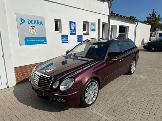 Mercedes-Benz E 500 T AVANTGARDE*LEDER*AHK*PDC*