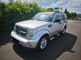 Dodge Nitro SXT 2.8 CRD 4WD Autom. - Dodge Nitro mit Diesel-Antrieb