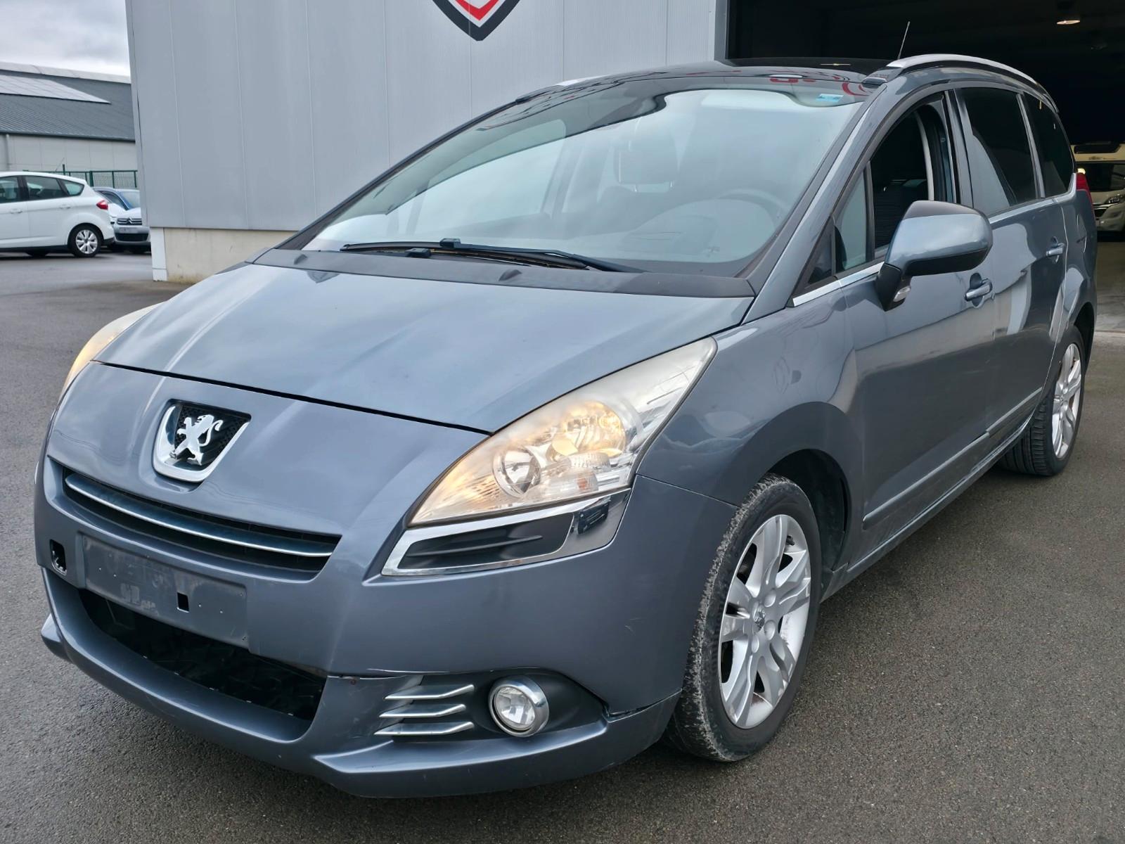 Peugeot 5008 1.6 Premium HDi FAP 110