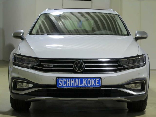 VW Passat Alltrack Passat Variant 2.0TDI SCR DSG7 4Mot Alltrack eSD