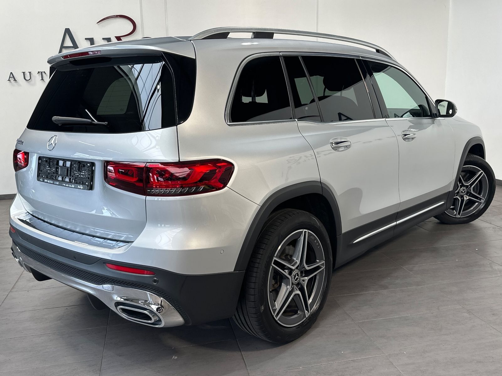 Fahrzeugabbildung Mercedes-Benz GLB 220 d AMG Line NAV+LED+AHK+360GRAD+SHZ