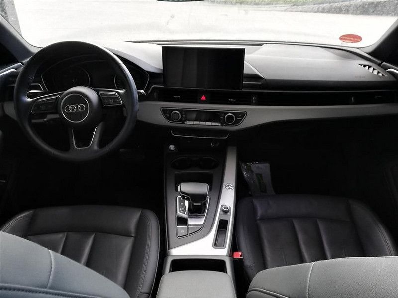Fahrzeugabbildung Audi A4 Avant 40 TDI advanced NAVI LED LEDER UNFALL