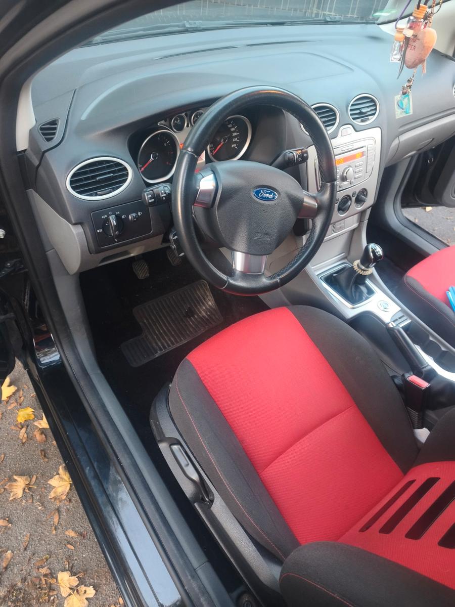 Ford Focus 2009 — photo 5