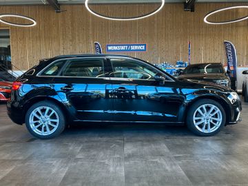 Audi A3 *TÜV:228*KEYLES*TEMPO*NAV*PDC*2-ZONEN*