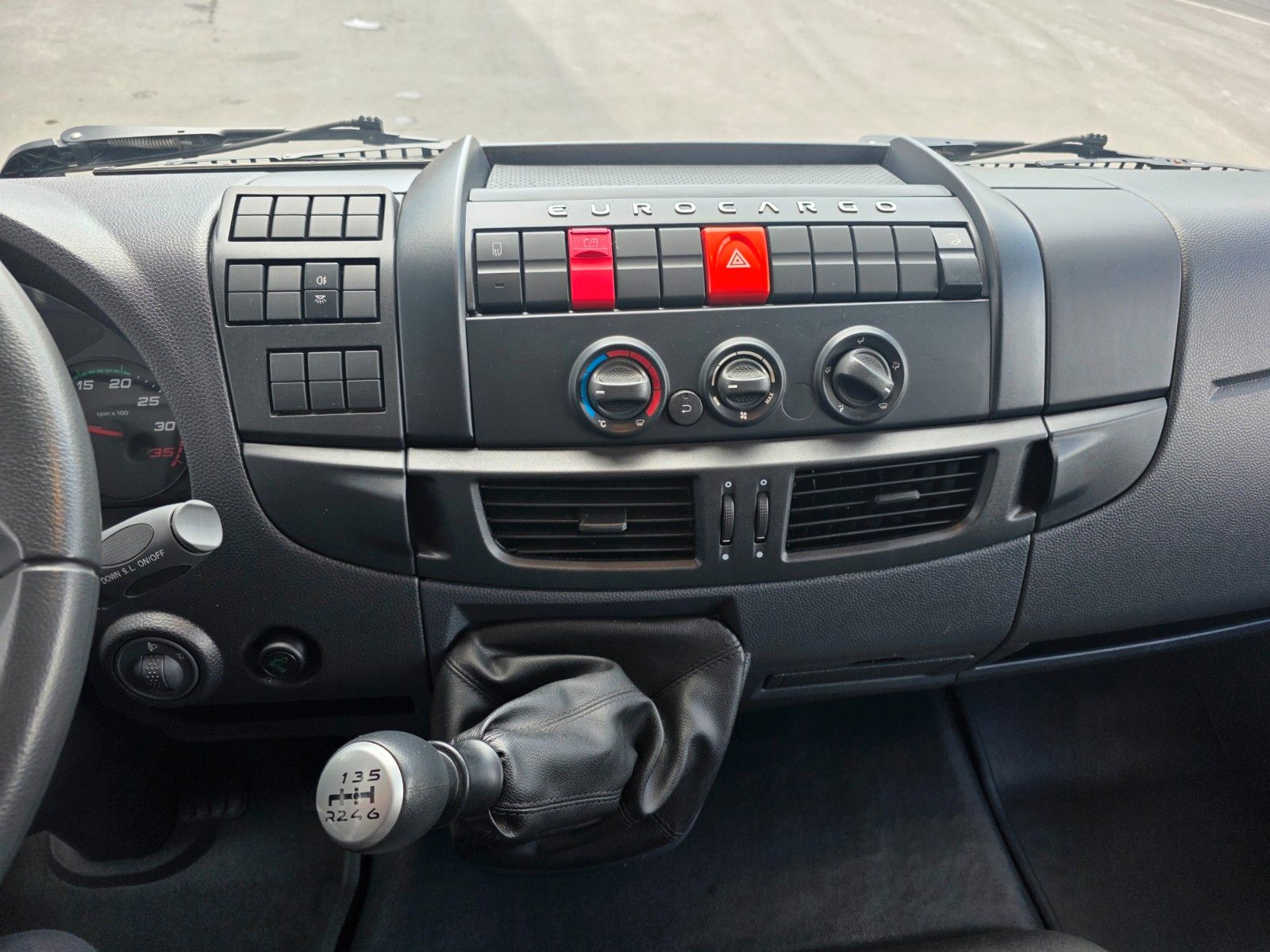 Fahrzeugabbildung Iveco Eurocargo ML75E16 LBW 1.000kg