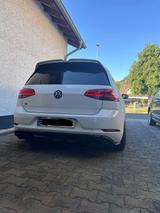 Volkswagen Golf R 2.0 TSI DSG 4MOTION  Facelift - gebrauchte Volkswagen Golf mit Facelift