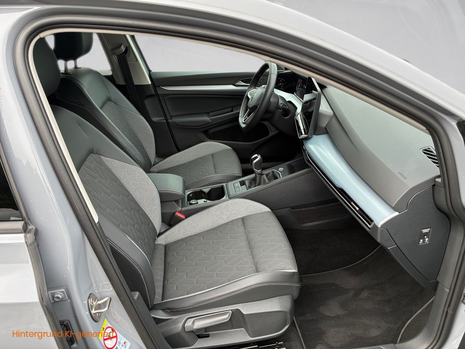 Fahrzeugabbildung Volkswagen Golf VIII Variant 1.5 TSI 85 kW Goal Kamera,LED