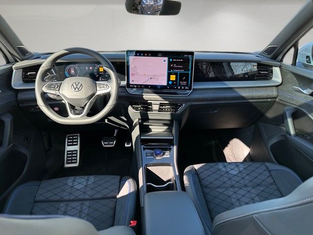 Fahrzeugabbildung Volkswagen Tayron 2.0TDI DSG 4Motion R-Line AHK+PANO+STDHZG