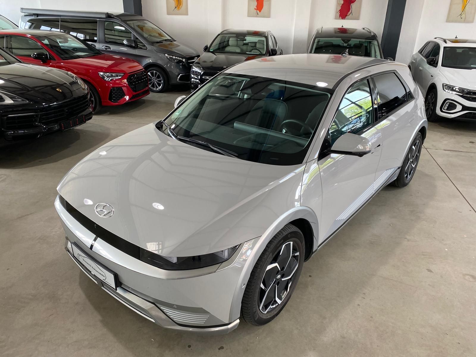 Fahrzeugabbildung Hyundai IONIQ 5 Uniq/Leder/360/HUD/DIS/77 kw/h