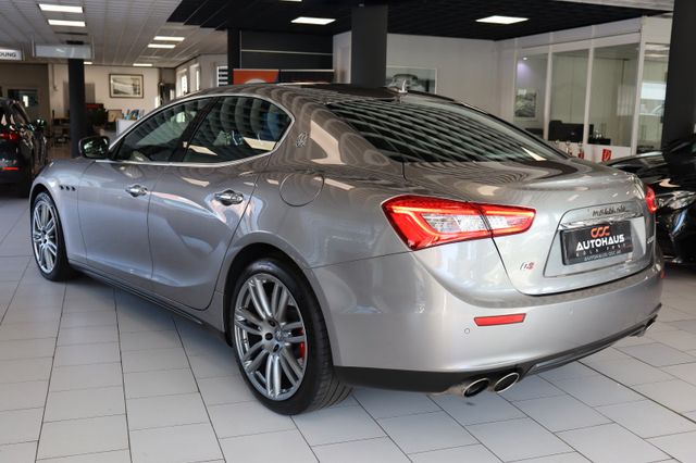 Fahrzeugabbildung Maserati Ghibli 3.0 V6 S Q4 GranSport |KAMERA|LED|CARBON