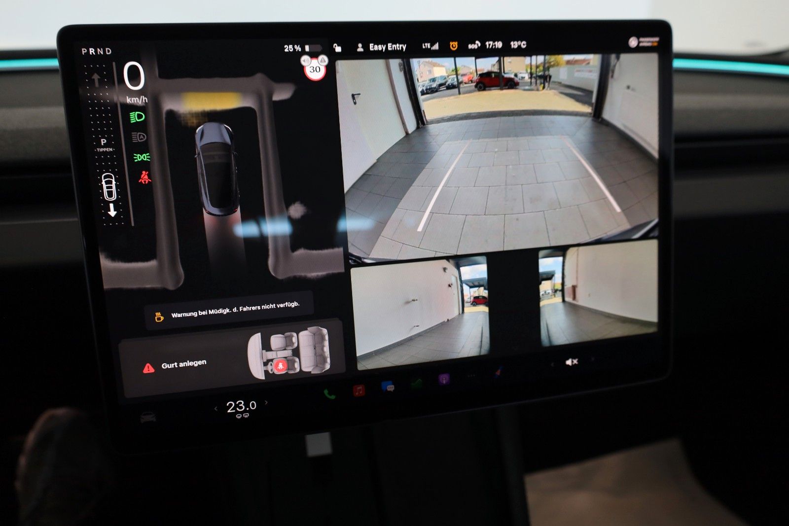 Fahrzeugabbildung Tesla Model 3 Long Range Dual AWD,Navi,Kamera,Panorama