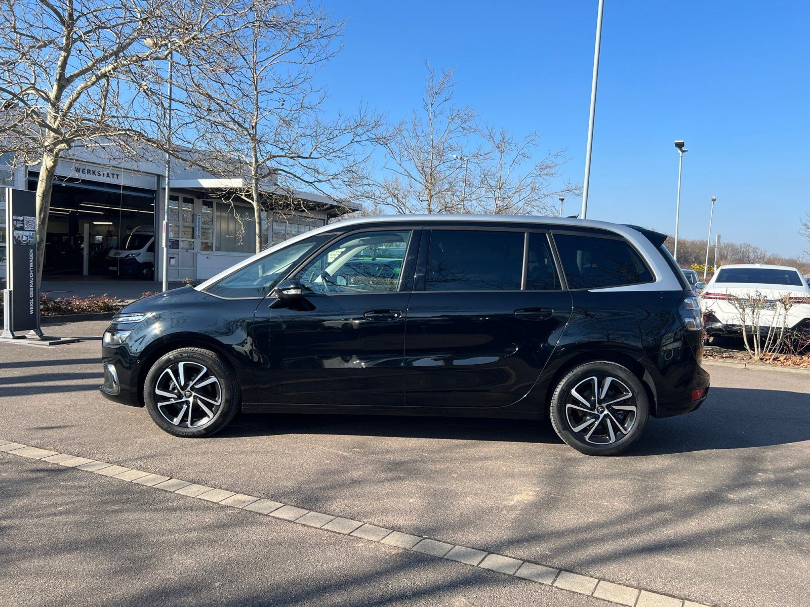 Fahrzeugabbildung Citroën Grand C4 SpaceTourer BlueHDi 130 EAT8 7 Sitzer