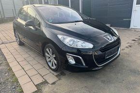 Peugeot 308 Premium Klimaautomatik  Navi Panorama Dach