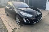 Peugeot 308 Premium Klimaautomatik  Navi Panorama Dach - Peugeot 308 Premium mit Benzin-Antrieb