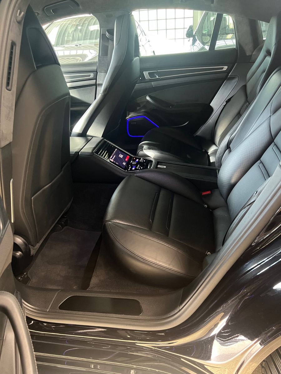 Fahrzeugabbildung Porsche Panamera GTS