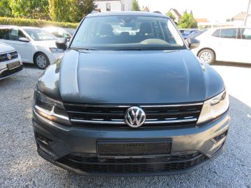 Volkswagen Tiguan - 2