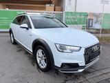 Audi A4 Allroad Pano* LED* Virtual Cockpi* AHK* SHZ* - Audi A4 Allroad Gebrauchtwagen