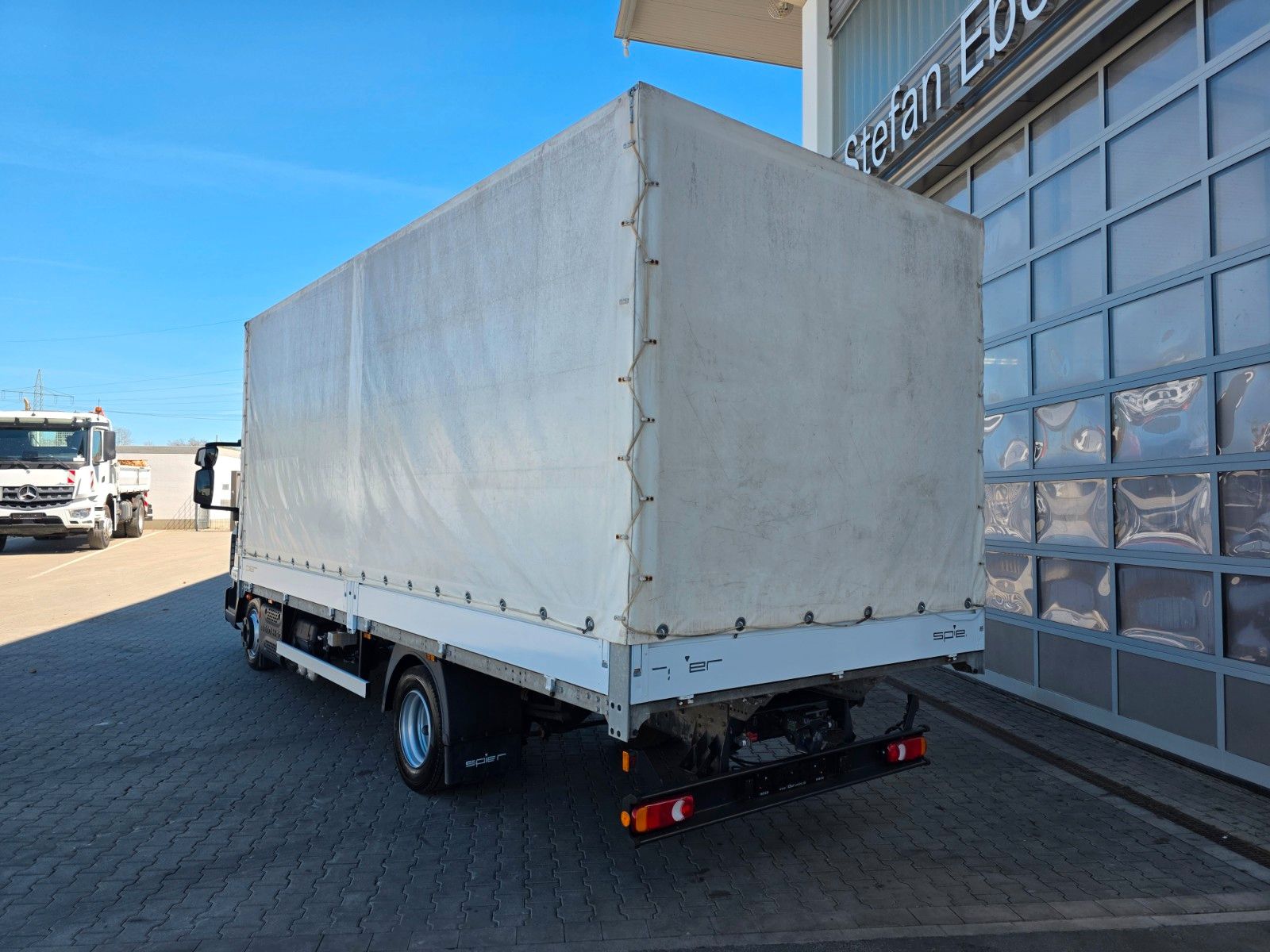 Fahrzeugabbildung Iveco Eurocargo ML75E16 Klima 3 Sitze
