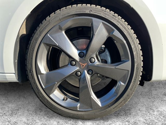 Fahrzeugabbildung CUPRA Leon 1.5 eTSI DSG KLIMA LED ALU