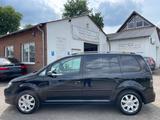 Volkswagen Touran/Freestyle/1,9TDI/7SITZE/NAVI/TPM/SHZ/MFL - Volkswagen Touran aus 2009: Freestyle