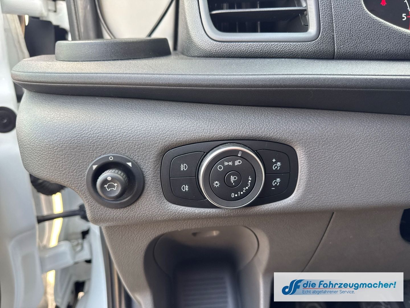 Fahrzeugabbildung Ford Transit Kasten 310 L2 Trend *WOHNMOBIL UMBAU* DA