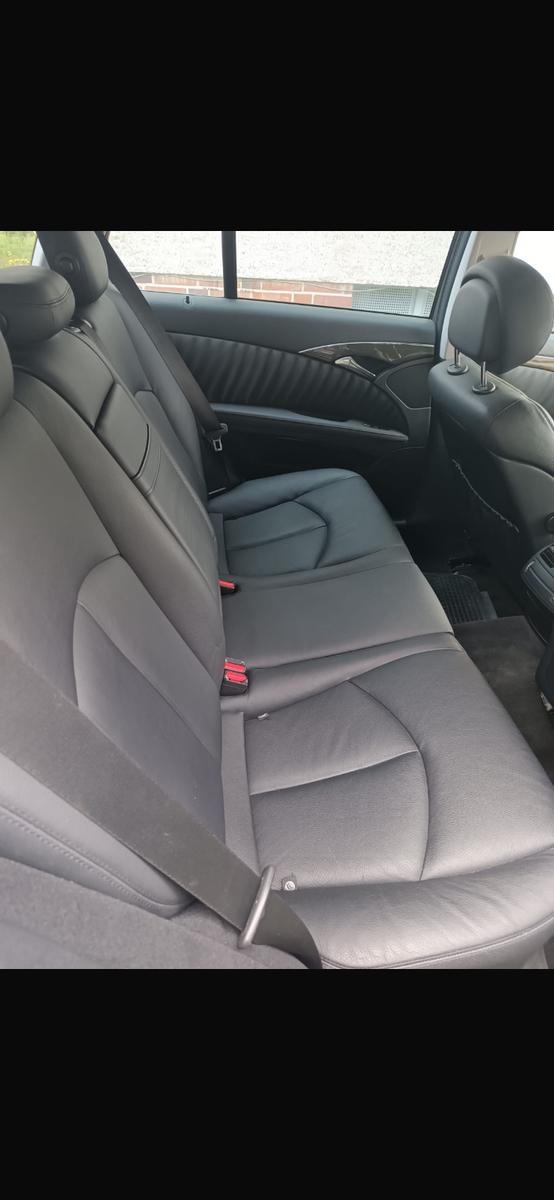 Mercedes-Benz E 220 CDI T BlueEFFICIENCY AVANTGARDE AVANTGARDE