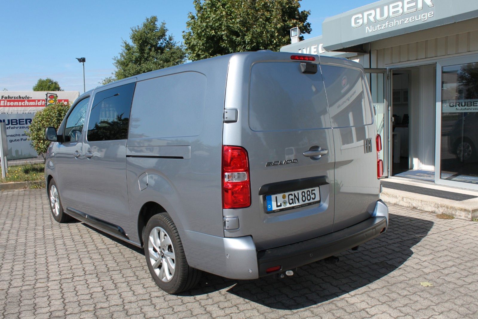 Fahrzeugabbildung Fiat Scudo L3 Multicab 180 PS Automatik