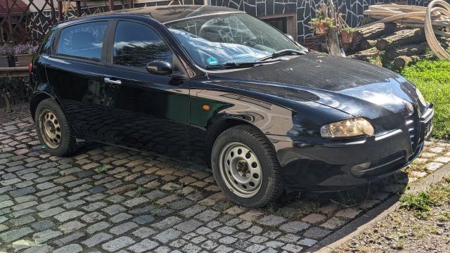 Alfa Romeo Alfa 147 1.6 16V T.Spark