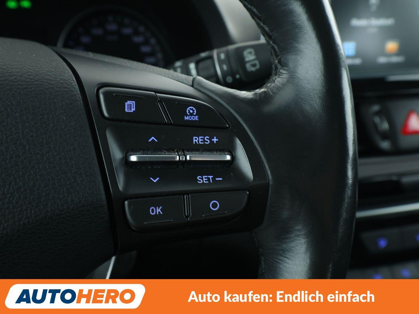 Hyundai i30 1.6 CRDi Trend*TEMPO*CAM*PDC*SHZ*KLIMA*