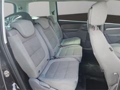 VW Sharan 2.0 TDI Comfort. Navi 3-Zonen-Klimaautom.