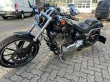 Harley-Davidson Breakout mit Kess Tech Auspuff - Kess Tech Motorräder