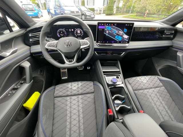 Tiguan 2.0 TDI DSG R-Line 193PS ACC/LED/NAV/AHK