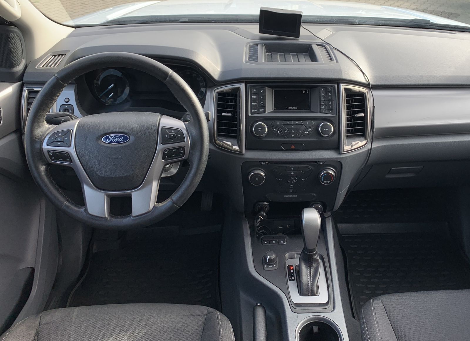 Fahrzeugabbildung Ford Ranger 2.2 TDCi*XLT*Doppelkabine*4x4*AHK*Navi*