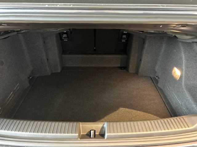Fahrzeugabbildung Volkswagen T-Roc Cabriolet 1.5TSI GOAL TRAVEL-ASSIST SIDE-A
