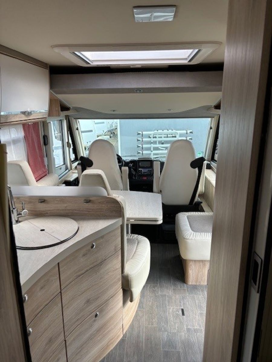 Fahrzeugabbildung Eura Mobil Integra Line 720 EB SAT, Solar, Markise, AHK