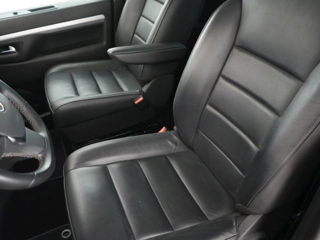 Zafira Life TOURER L AT+NAVI+HEAD-UP-DISPLAY+6-S