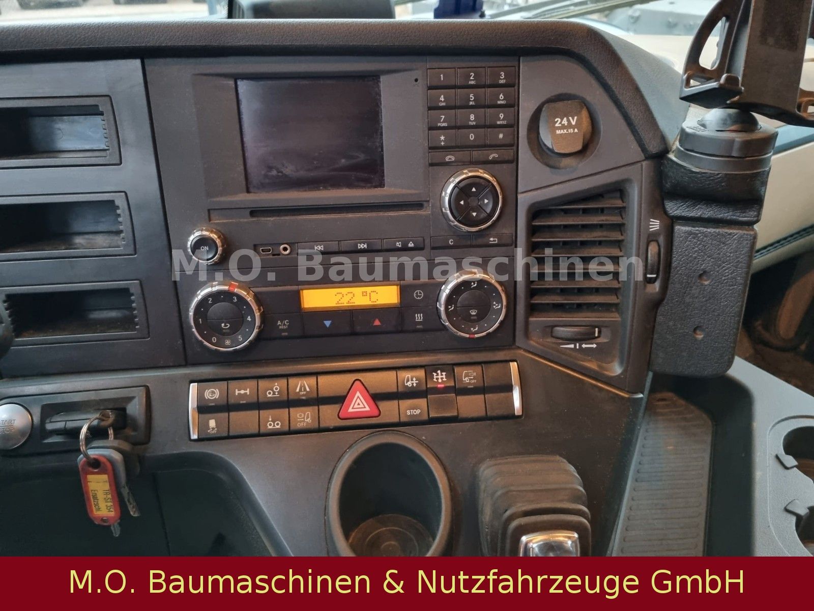 Fahrzeugabbildung Mercedes-Benz Antos 2546 / Euro 6 / 6x2 / Meiler Abroller /