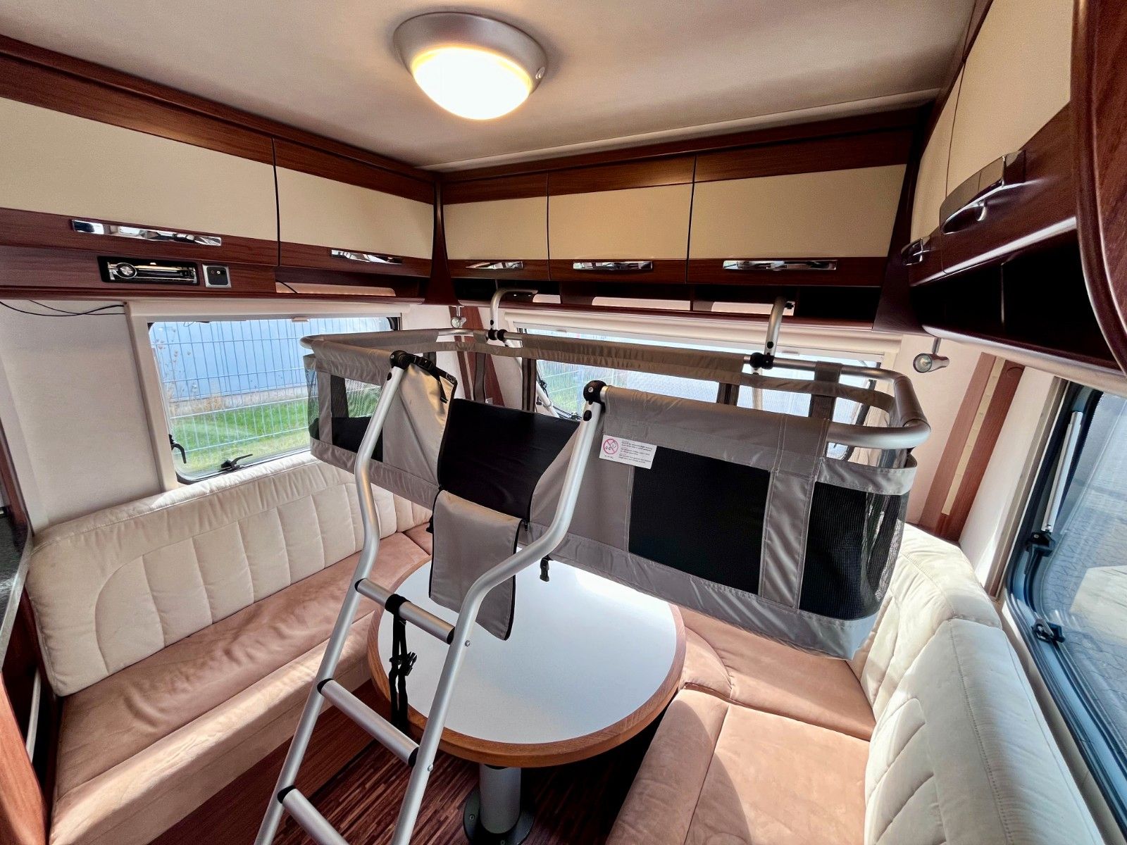 Fahrzeugabbildung HYMER / ERIBA / HYMERCAR Nova S 546 -Kinderbett, Solar, Mover -