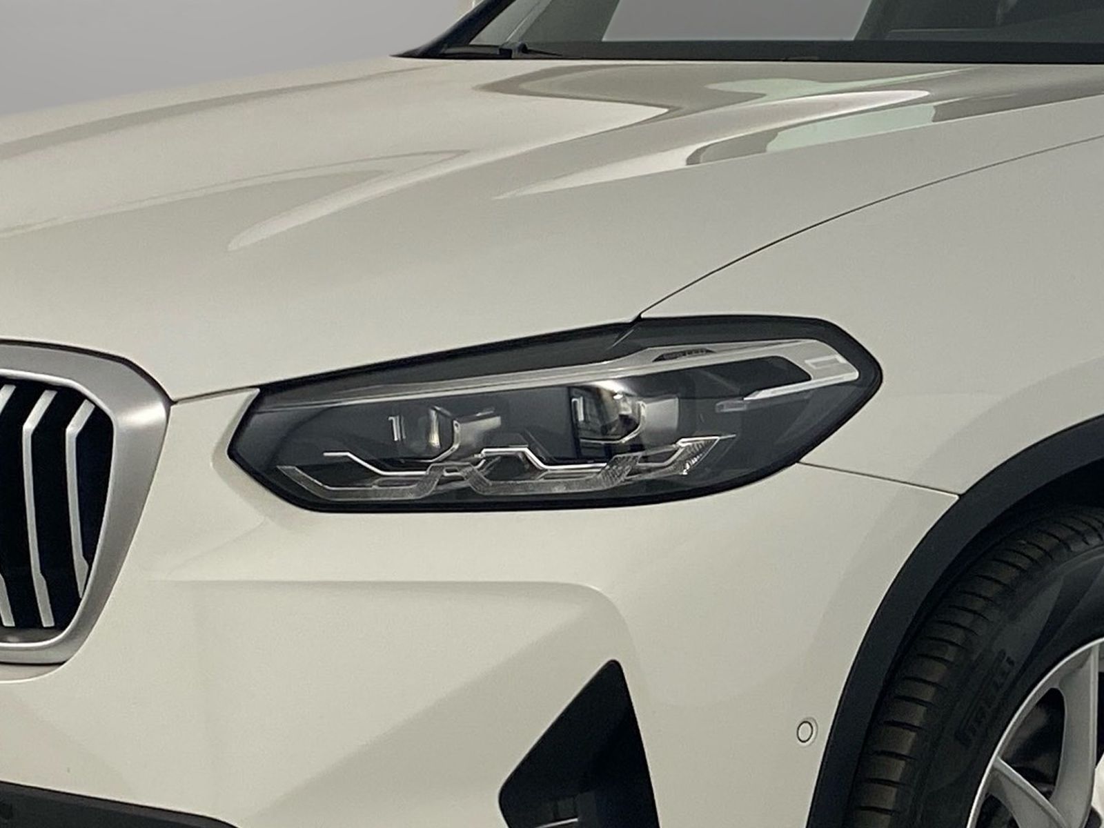 BMW X3 xDrive20i Navi AHK Kamera Driv.Assist HiFi foto 5