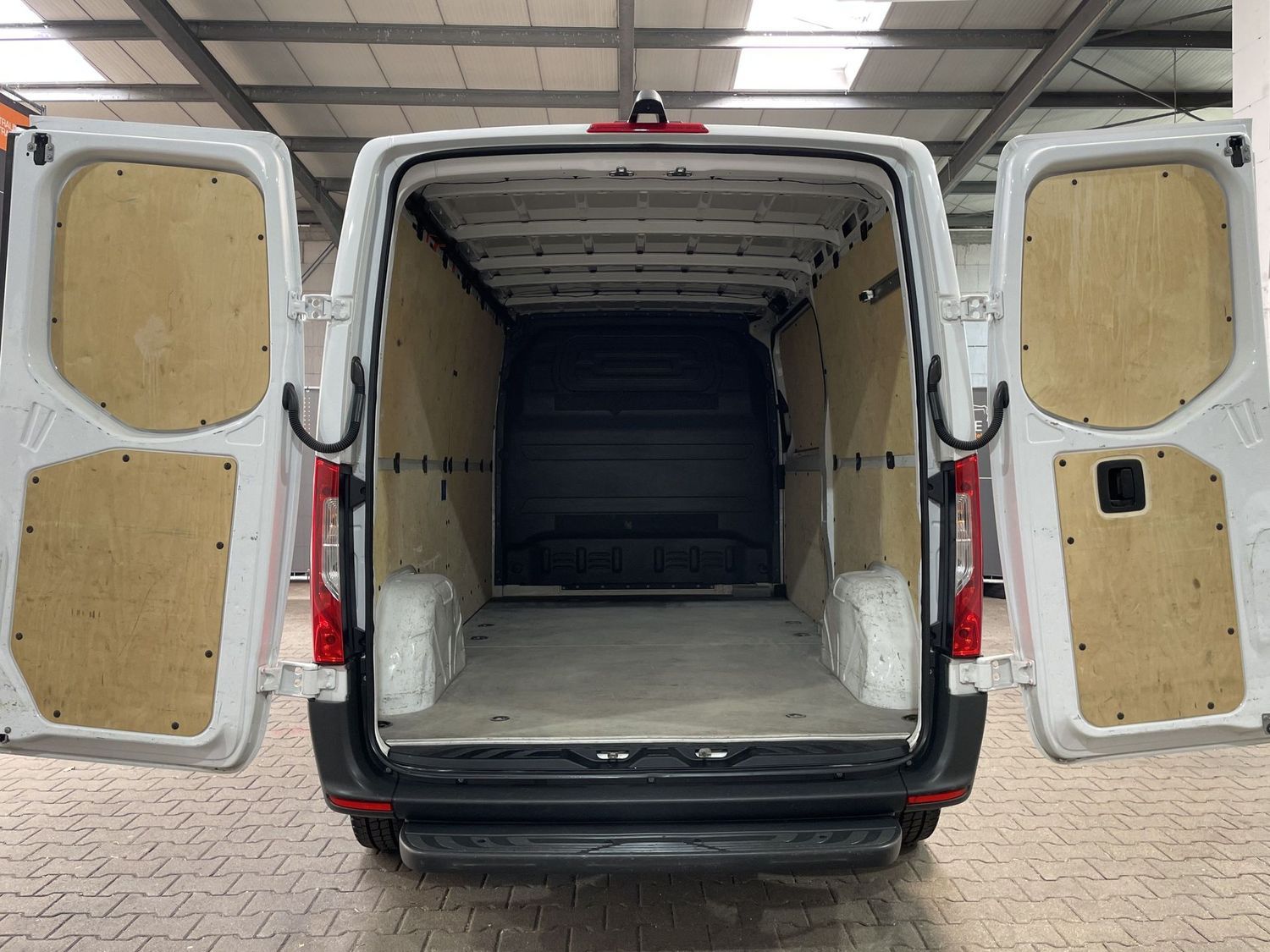 Fahrzeugabbildung Mercedes-Benz Sprinter 214 CDI FWD L2#Kamera#DAB#Klima