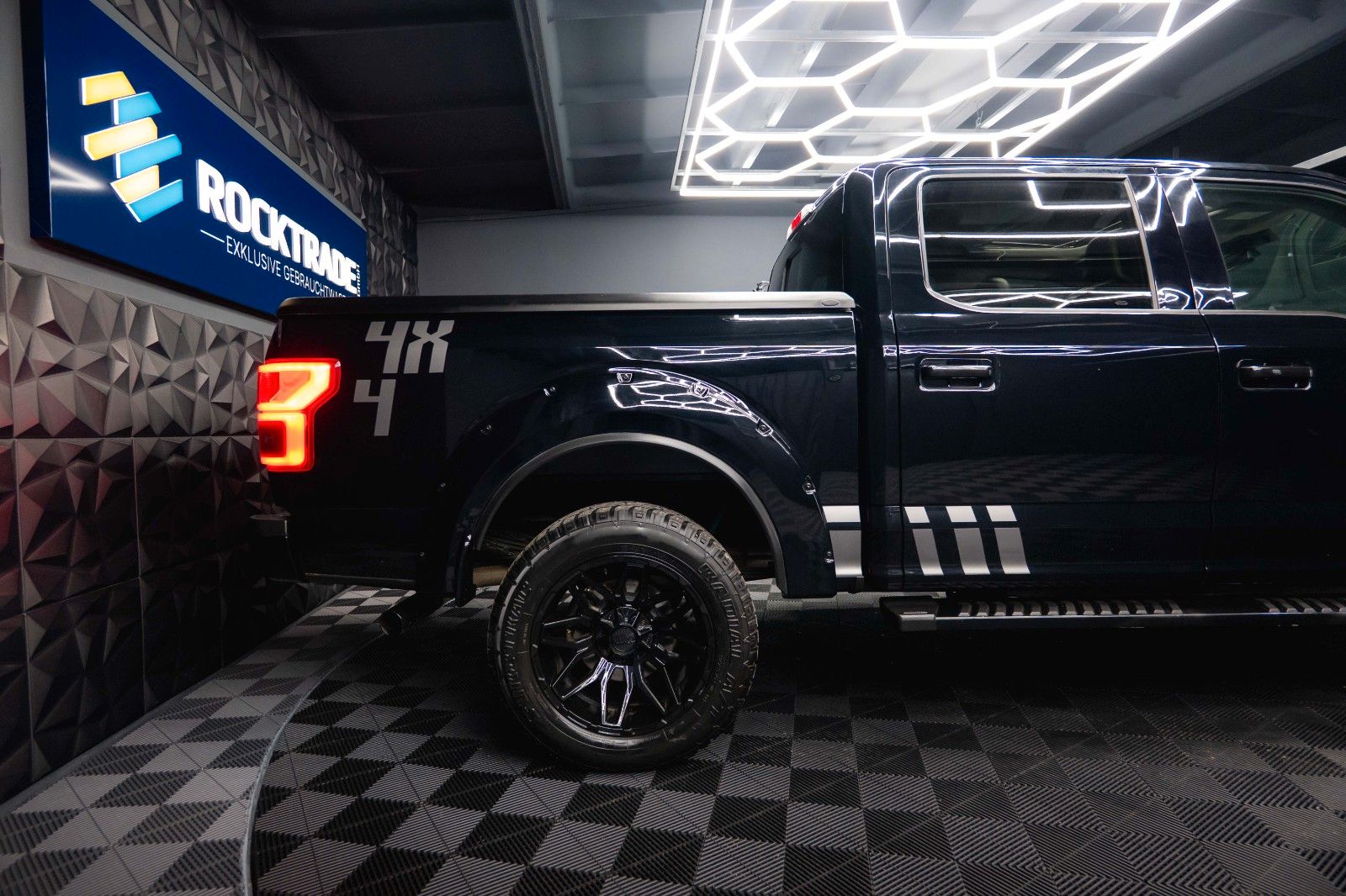 Fahrzeugabbildung Ford F150 3.5L V6 4x4 Offroad RAPTOR LARIAT LaChanti