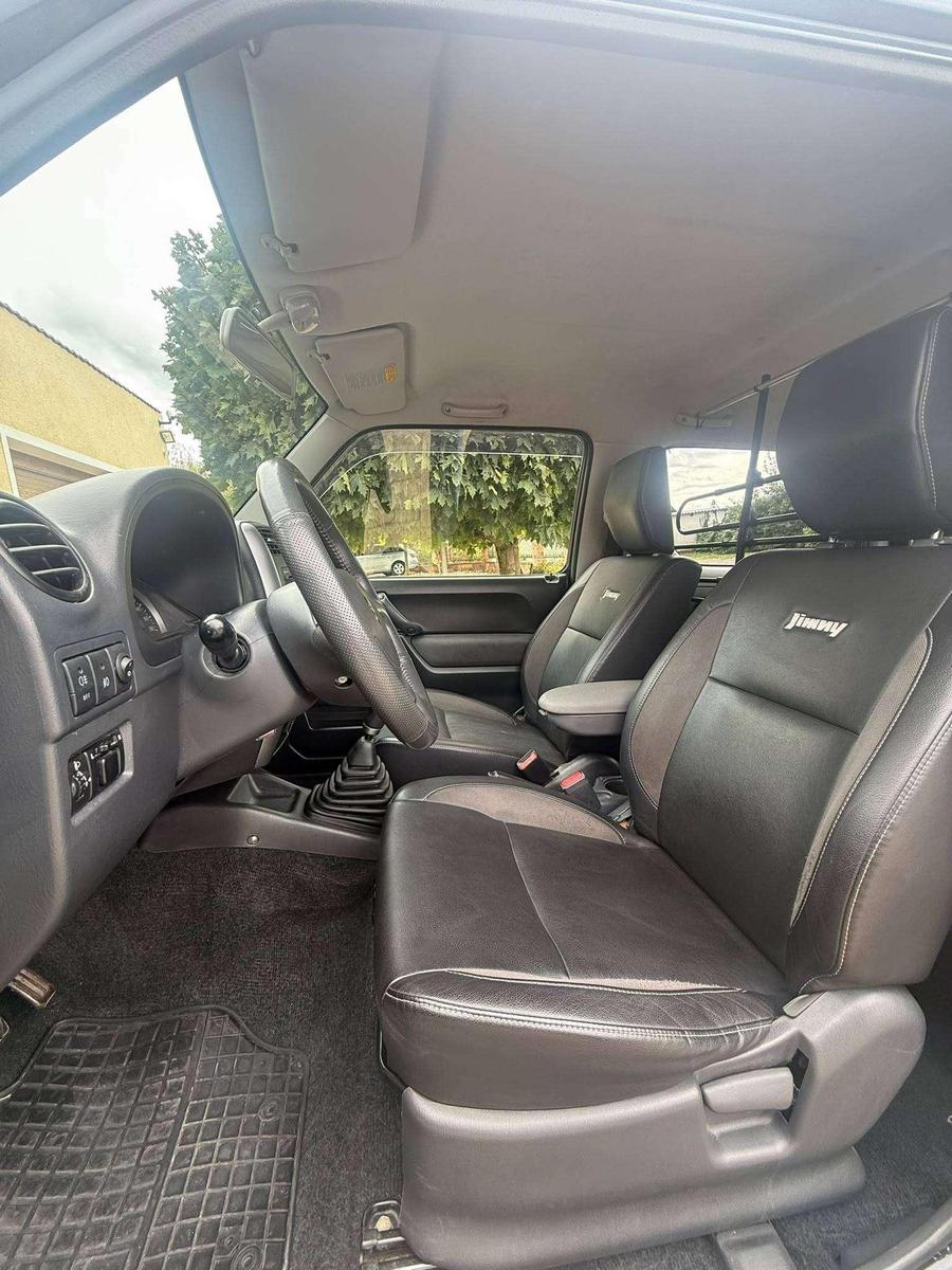 Suzuki Jimny 1.4 86ch - 2 ème main - Climatisation - CT récent - Attelage