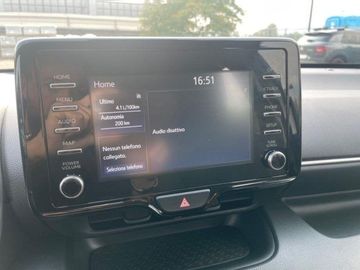 Toyota Yaris - 10