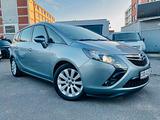 Opel Zafira Tourer 1.4 Turbo ecoFLEX INNOVATION S/S - Opel Zafira Tourer 7-Sitzer