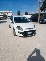 Fiat Grande Punto 1.3 MJT 75 CV 5 porte S&S Actu - Fiat Grande Punto mit Diesel-Antrieb: 1.3