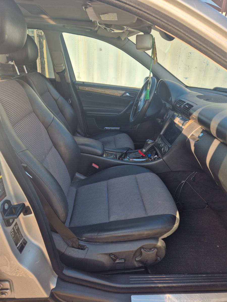 Mercedes-Benz C220 2007 — photo 5
